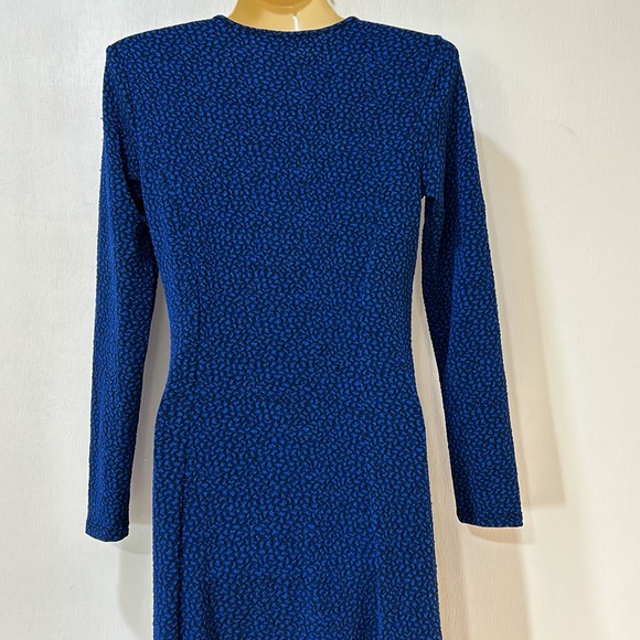 BETSEY JOHNSON WOMEN  MIDI LENGTH DRESS NAVY  LONG SLEEVE FRONT SLIT Sz SMALL - Picture 3 of 15